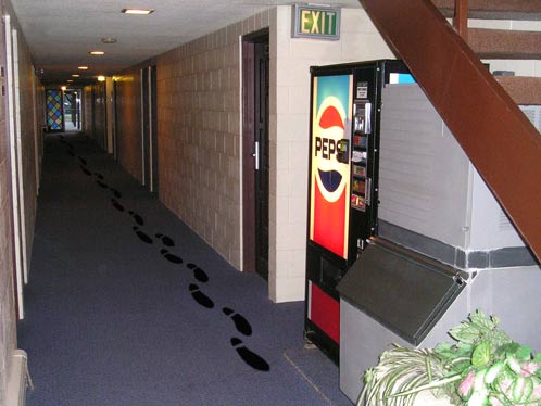 Sneak up on the ice machine, slowly, slowly...